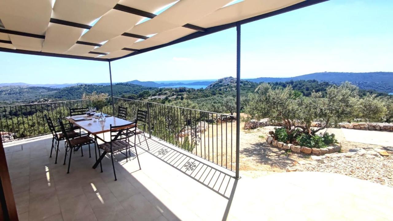 Holiday home Luxury Stone House In A Nature Park